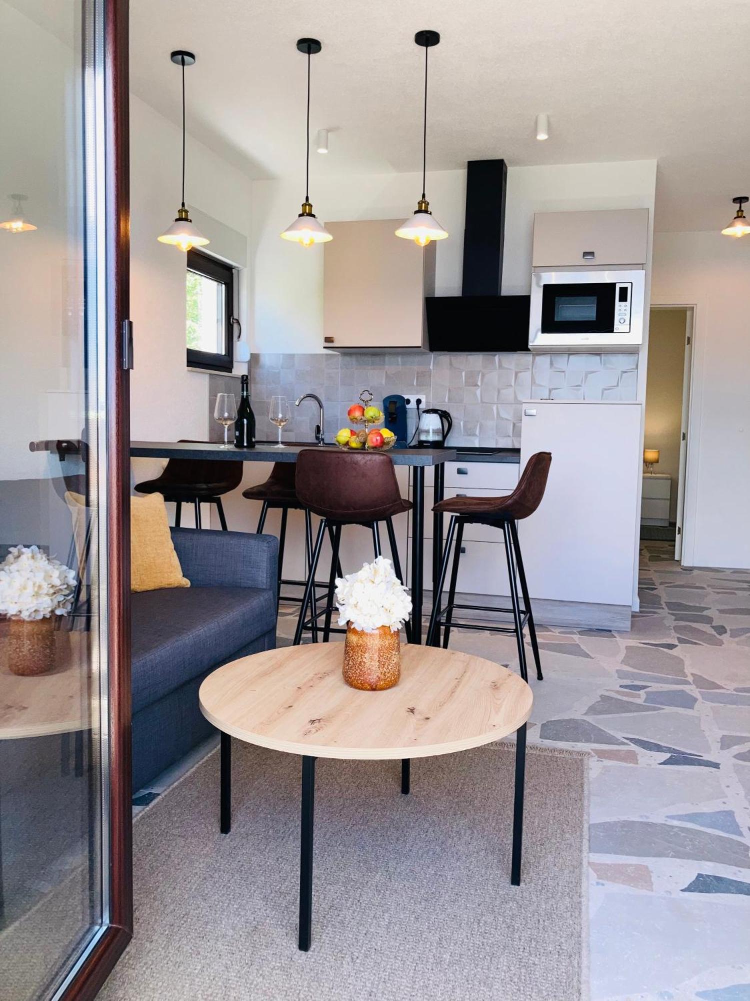 Emmi Apartments Marusici  Bagian luar foto